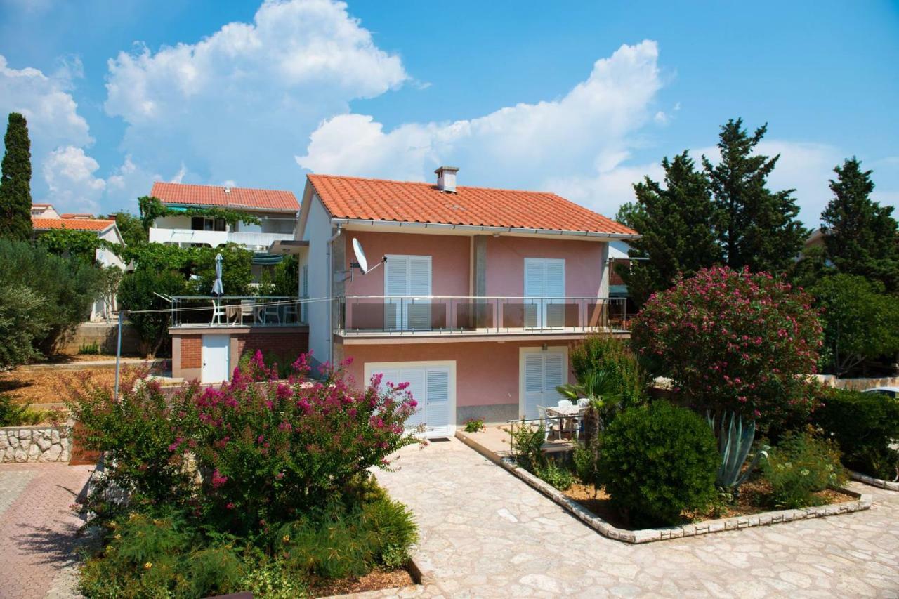 נובליה Apartman Nikodem מראה חיצוני תמונה